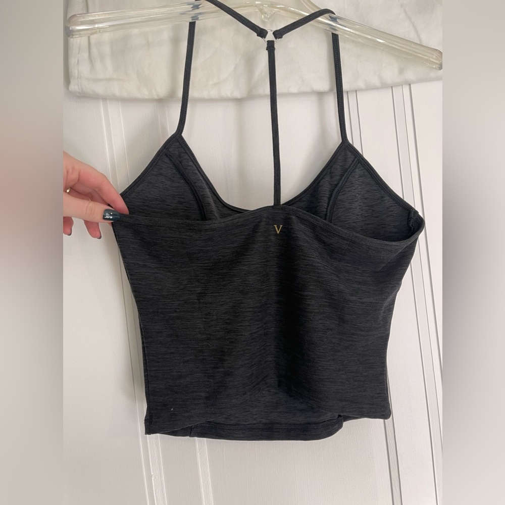 EUC Victoria’s Secret Cropped Athletic Top Size M - Picture 4 of 9